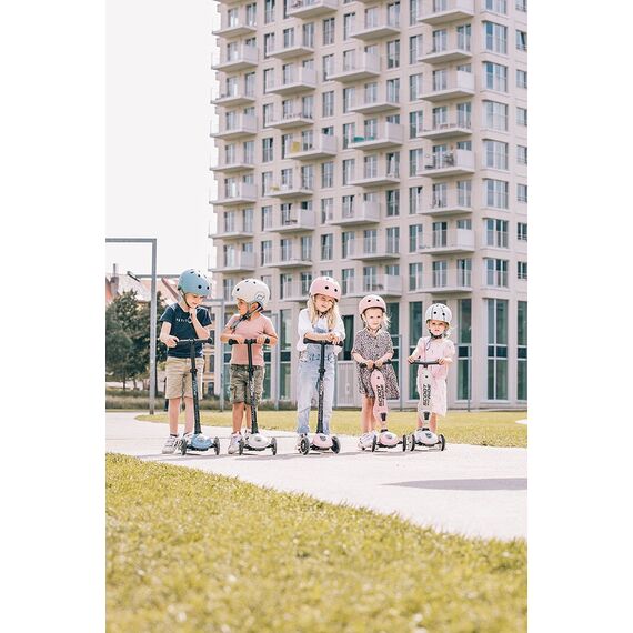 SCOOTANDRIDE Highwaykick 3 LED Hulajnoga ze świecącymi kółkami